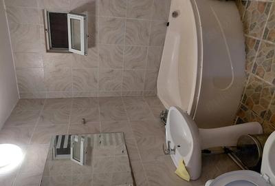 Apartament cu 3 camere decomandat în E3 - 7