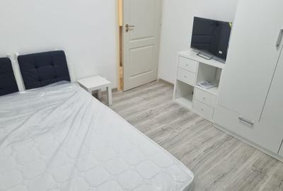 Apartament cu 3 camere semidecomandat în Central - 3