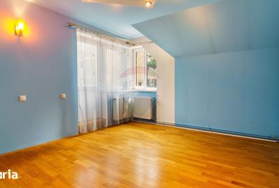 Casă cu 8 camere cu Teren 633 Mp în Gheorgheni