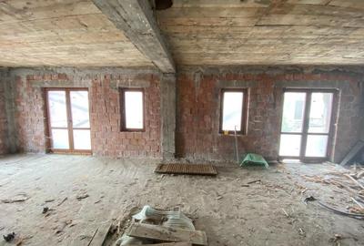 Casă individuală cu 8 camere cu Teren 401 Mp în Central - 13