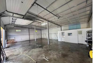 Spațiu comercial, de 180 mp, în Freidorf