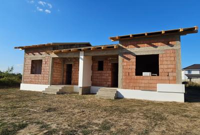 Duplex cu 2 camere cu Teren 350 Mp în Moșnița Nouă