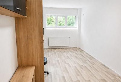 Apartament cu 2 camere decomandat în Roșu
