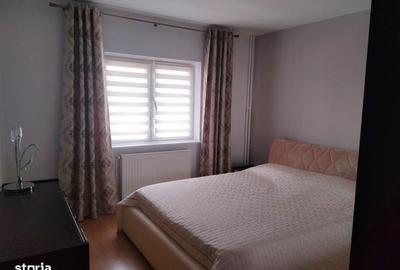 Apartament cu 2 camere decomandat în 13 Decembrie - 7