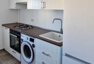 Apartament cu 2 camere decomandat în Titan - 1