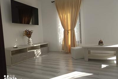 Casă cu 4 camere cu Teren 250 Mp în Războieni