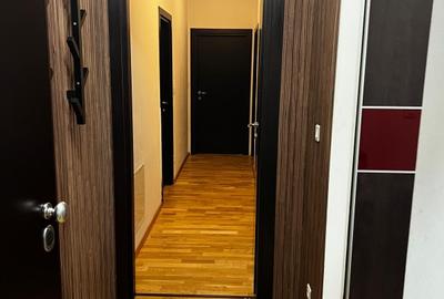 Apartament cu 3 camere în Băneasa