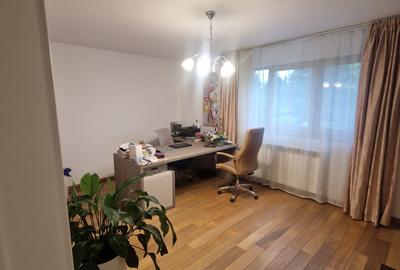 Casă cu 7 camere cu Garaj în Exterior Nord - 15