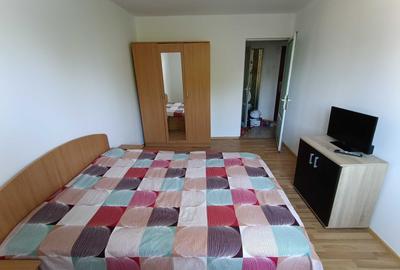 Apartament cu 2 camere decomandat în Războieni