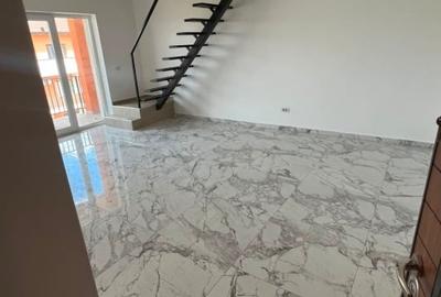 Apartament cu 3 camere decomandat în Giroc