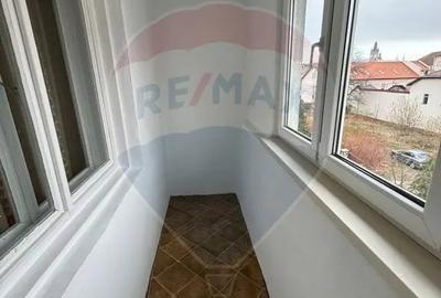 Apartament cu 2 camere decomandat în Central - 4