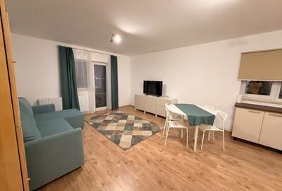 Apartament cu 2 camere semidecomandat în Apărătorii Patriei