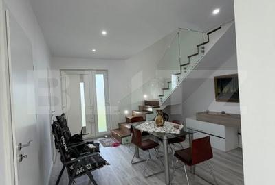 Casă cu 6 camere cu Teren 1875 Mp în Luna - 11