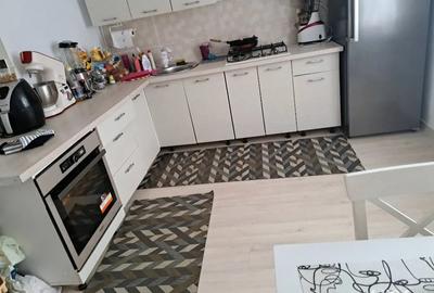 Casă cu 6 camere cu Teren 863 Mp în Brestei