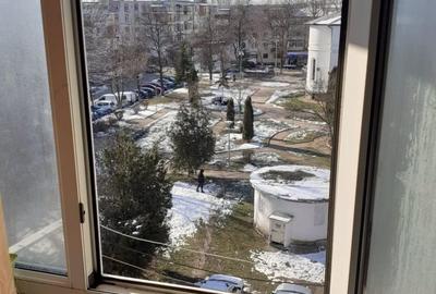 Garsonieră decomandată în Central - 4