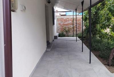 Casă cu 2 camere în Pârneava