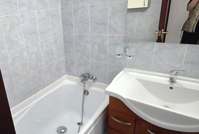 Apartament cu 2 camere decomandat în Cetate