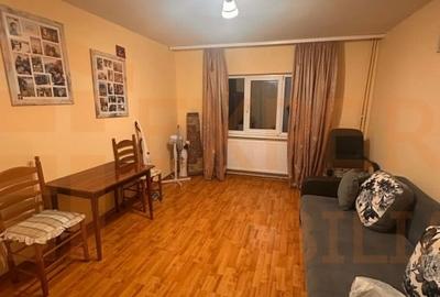 Apartament cu 4 camere decomandat, mobilat în Tomis Nord