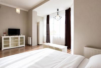 Apartament cu 3 camere semidecomandat, mobilat în Bună Ziua - 3