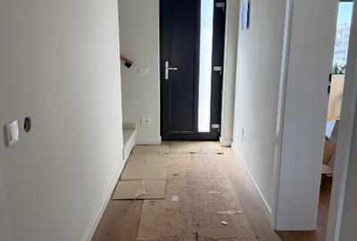 Duplex cu 4 camere cu Canalizare în Miroslava