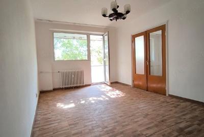 Apartament cu 3 camere decomandat în Drumul Taberei - 3
