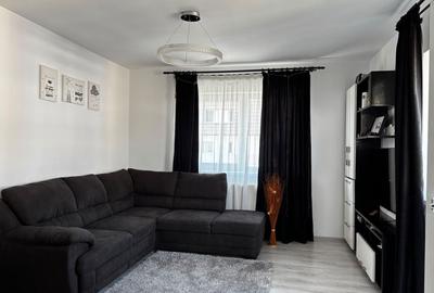 Apartament cu 2 camere semidecomandat în Sânpetru