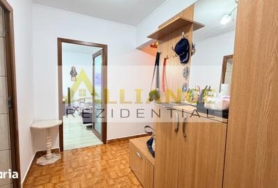 Apartament cu 3 camere decomandat în Berceni