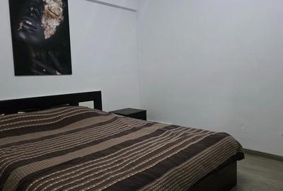 Apartament cu 2 camere decomandat în 22 Decembrie