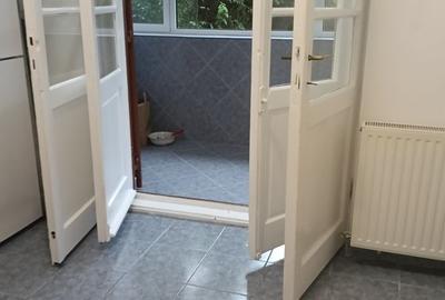 Apartament decomandat în 1 Mai - 5