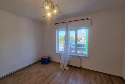 Casă individuală cu 4 camere cu Canalizare în Bartolomeu - 7
