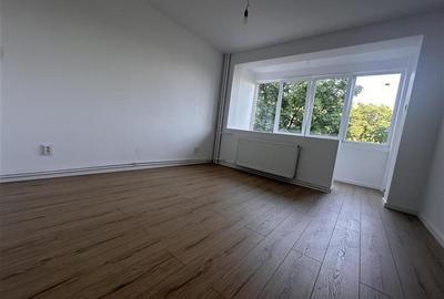 Apartament cu 2 camere decomandat în Circumvalațiunii - 2
