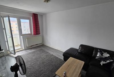Apartament cu 2 camere decomandat în Florilor - 2