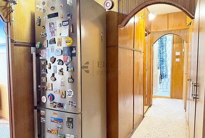 Apartament cu 3 camere decomandat în Nufărul - 2