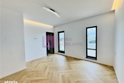 Apartament cu 4 camere în Central - 2