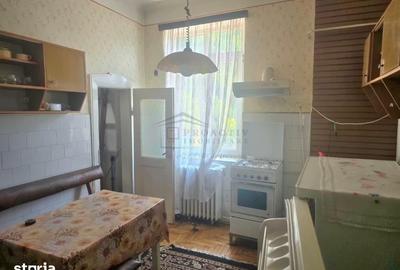Apartament cu 3 camere în Ultracentral