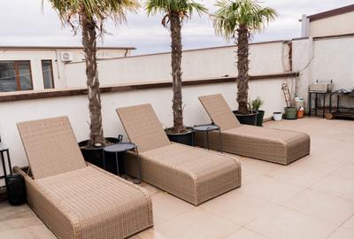 Apartament cu 3 camere decomandat în Km 5 - 46