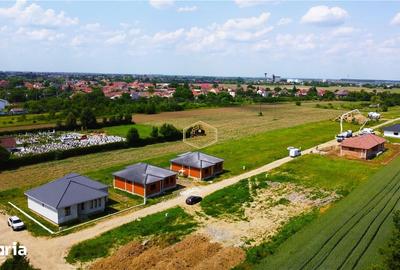 Casă cu 4 camere cu Teren 410 Mp în Bercu Roșu
