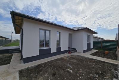 Casă individuală cu 3 camere cu Teren 350 Mp în Berceni