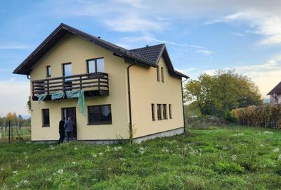 Casă cu 3 camere în Central - 3