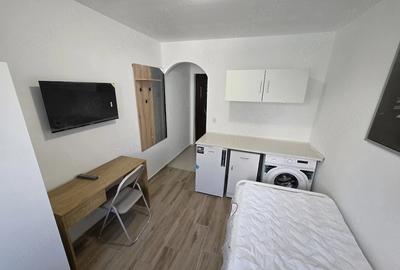 Garsonieră decomandată în Complex Studențesc