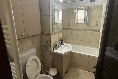 Apartament cu 2 camere decomandat în Casa de Cultură - 6