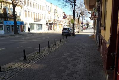 Spațiu comercial, de 8 mp, în Central - 1
