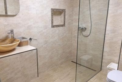 Apartament cu 2 camere decomandat în Palat - 5