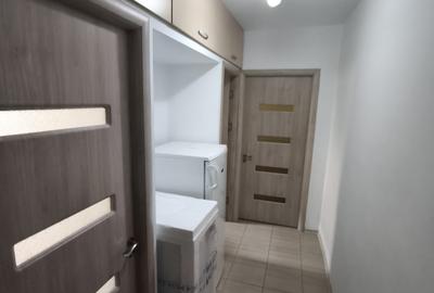 Apartament cu 3 camere semidecomandat în Tomis Nord - 1