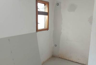 Apartament cu 2 camere semidecomandat în Stâlpu - 3