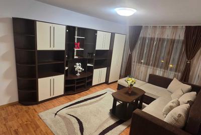 Apartament cu 3 camere semidecomandat în Aradului - 1