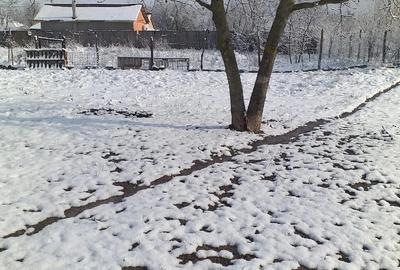 Casă cu 3 camere cu Teren 930 Mp în Săndulița