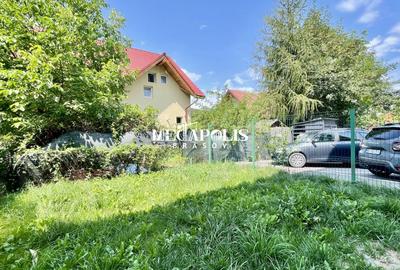 Garsonieră decomandată în Tractorul - 17