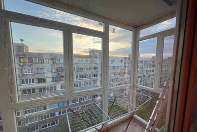 Apartament cu 4 camere decomandat în Drumul Taberei - 9