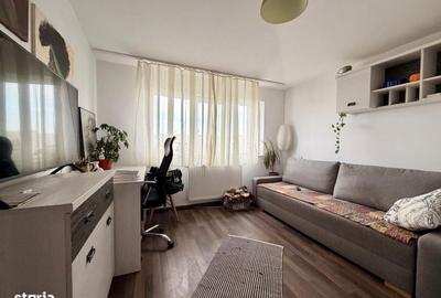 Apartament cu 2 camere decomandat în Între Lacuri